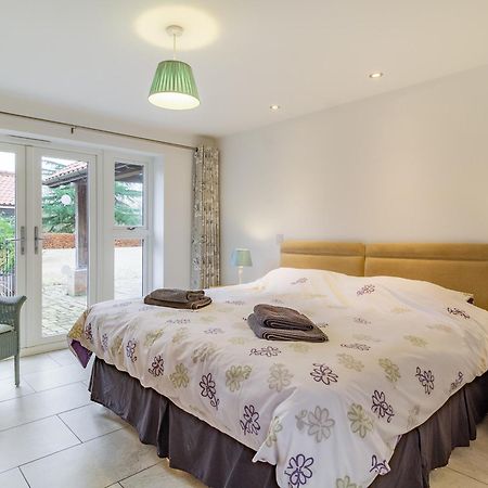 Barrow Barn Villa Wicken  Dış mekan fotoğraf